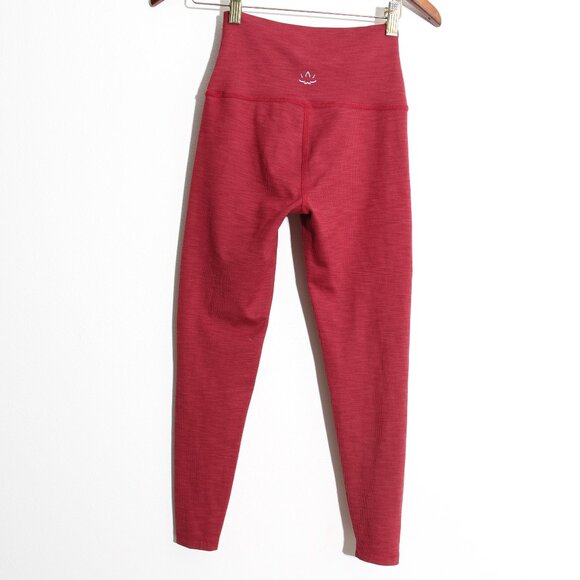 Beyond Yoga Heather Rib High Waisted Midi Leggings Rosewood Red Size Small - Picture 12 of 16